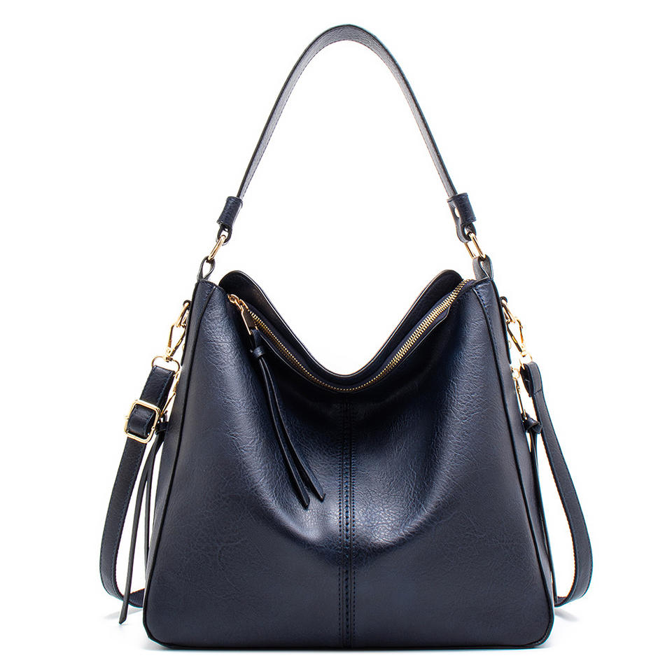 Oversized everyday shoulder tote detail view